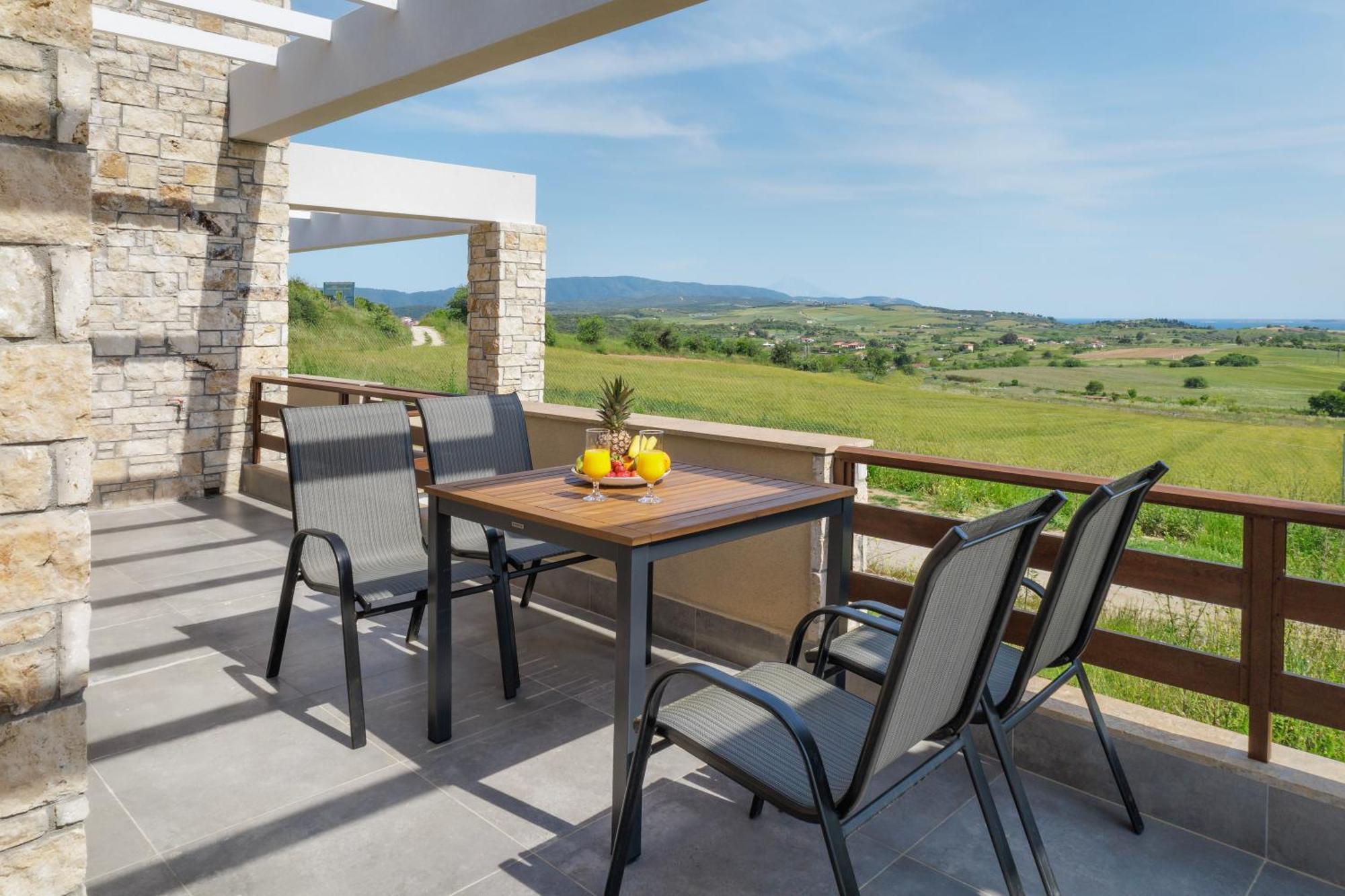 Apartment Petradi Luxury Nea Roda