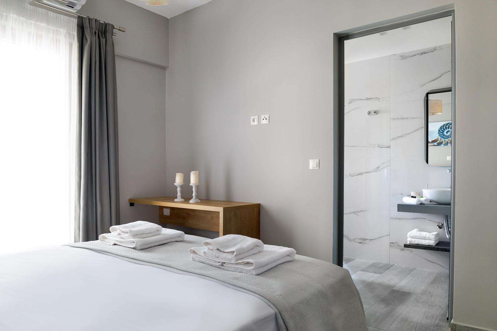 Petradi Luxury Nea Roda